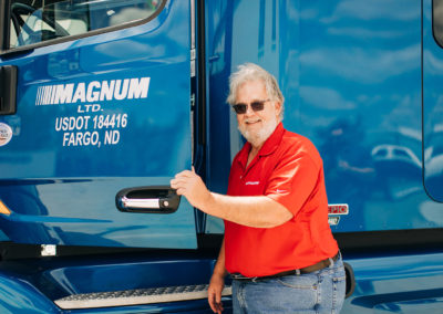 Happy Magnum Driver