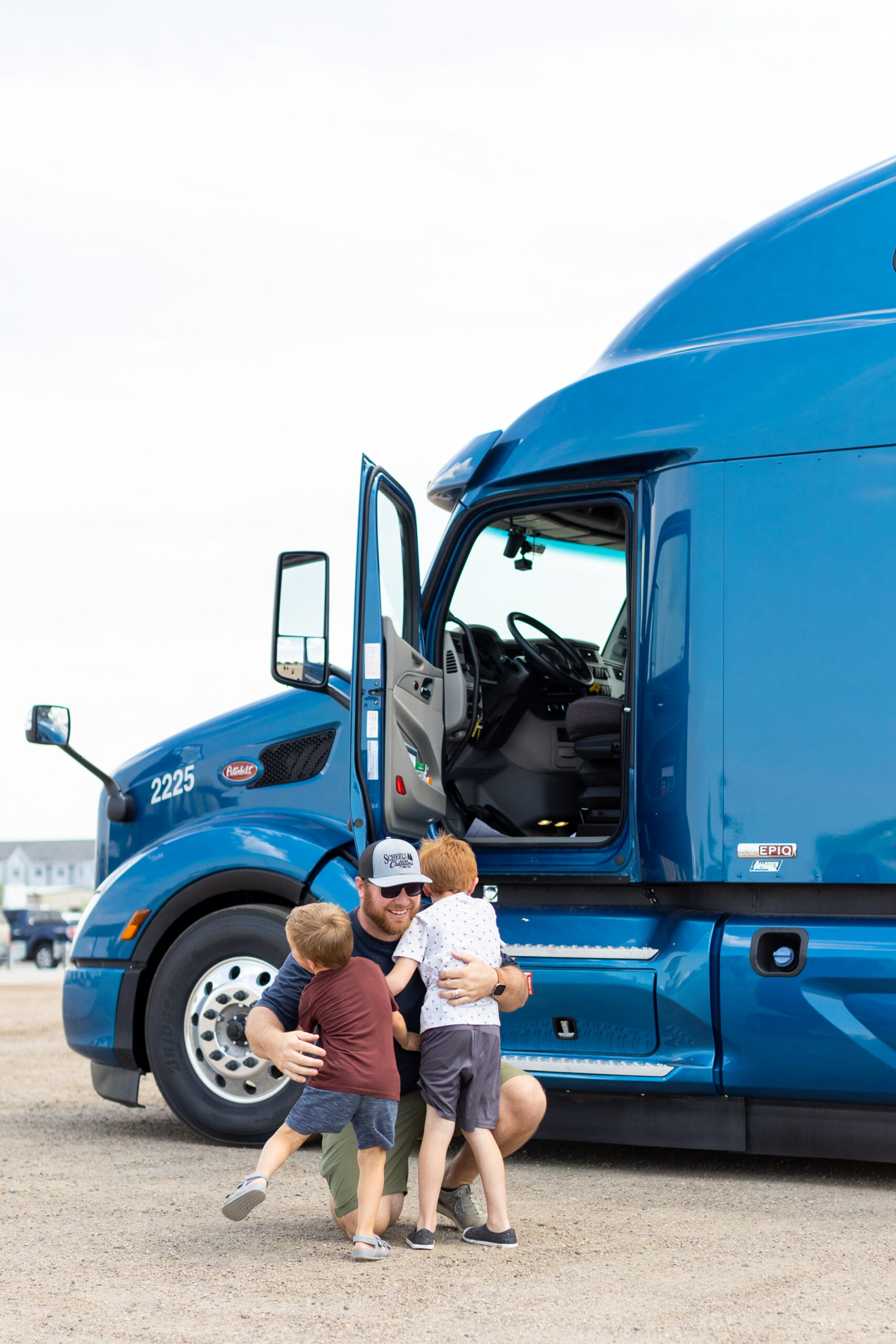FINDING THE RIGHT TRUCKING COMPANY